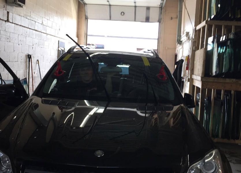 Auto Glass, Car Windshield Repair Services in Brampton